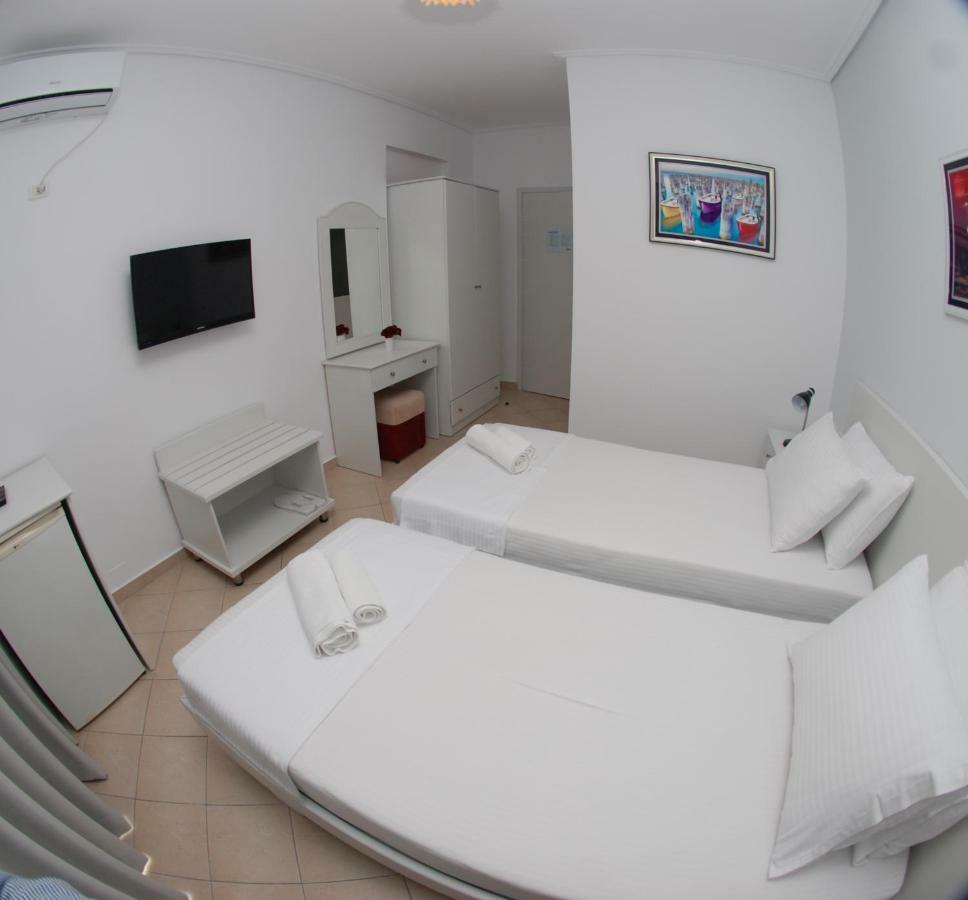Hotel Ms Sarandë Exteriér fotografie